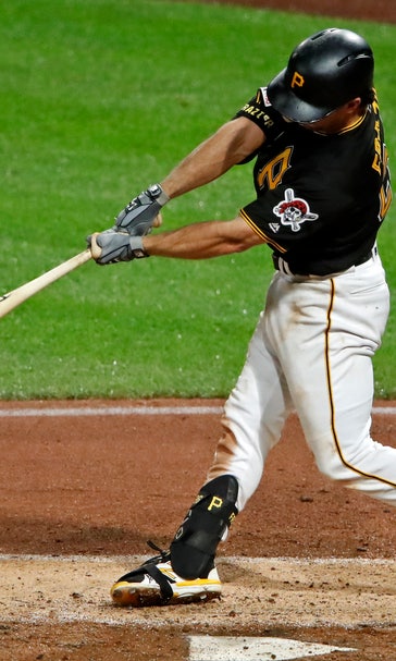 Frazier stays hot, leads Pirates by listless Cubs 5-1